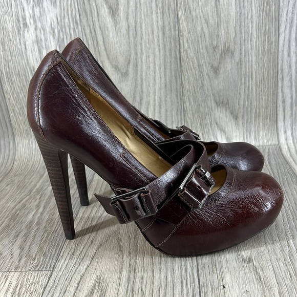 L.A.M.B Heels - Picture 9 of 12